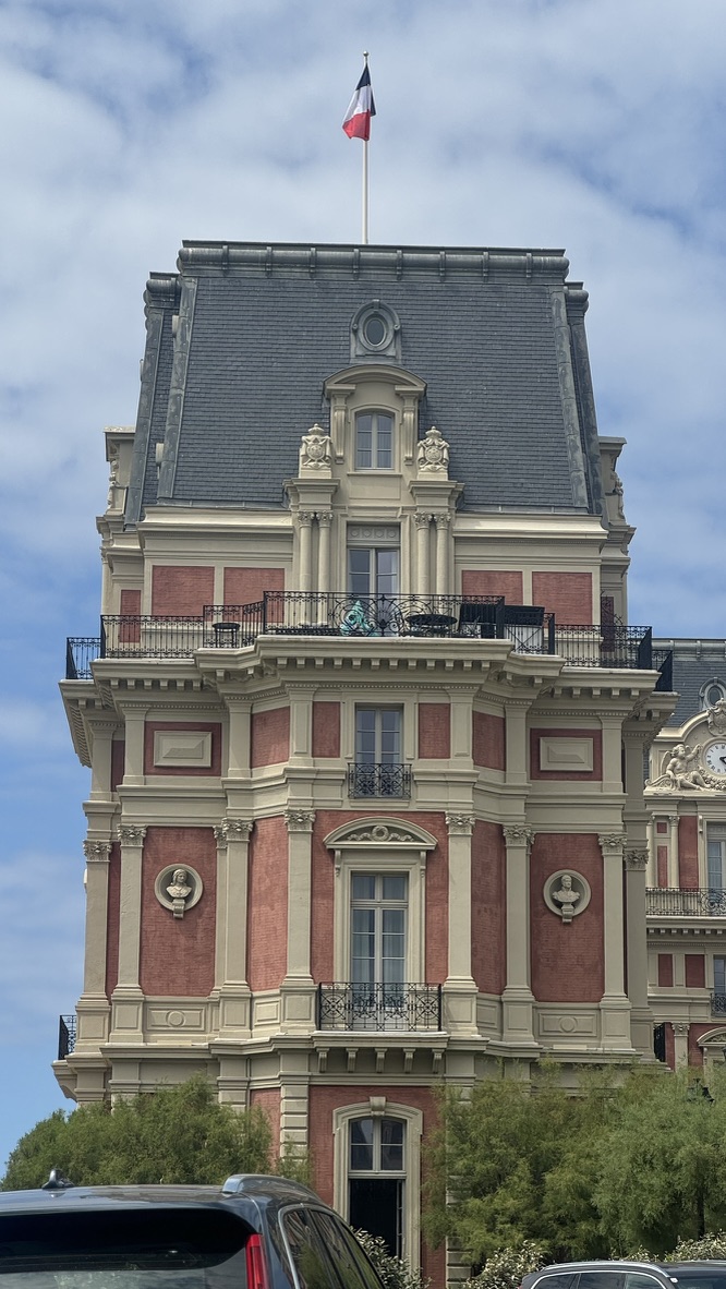 Hotel du Palais.
